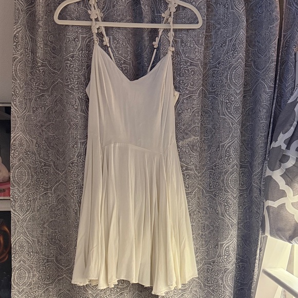 Kimchi Blue Dresses & Skirts - Kimchi Blue Cream Midi Dress